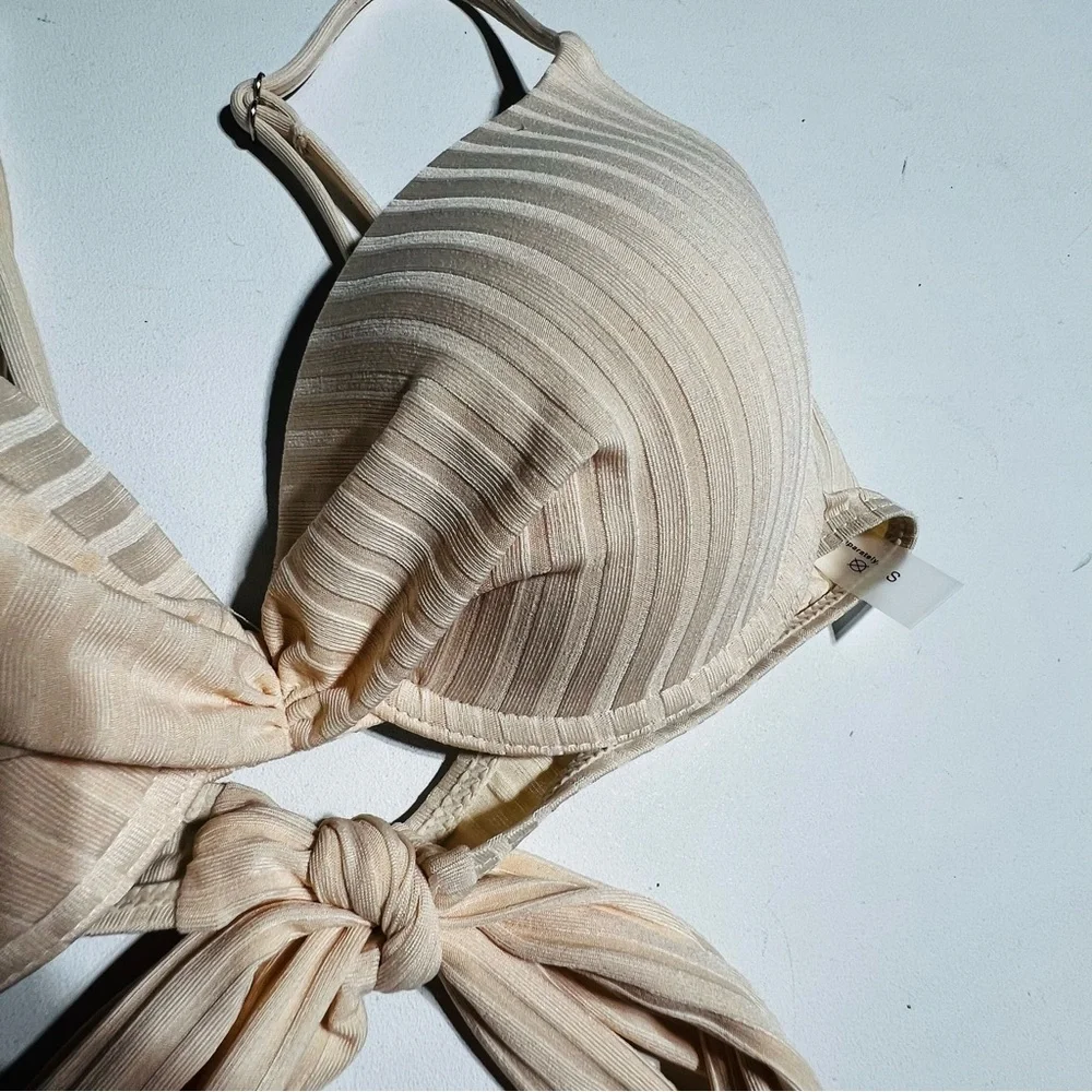 Beige Ribbed Bikini Set‎ - Picture 3 of 3